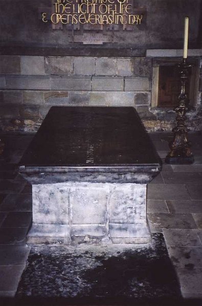 File:Bede Tomb.jpg