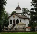Ghighiu monastery small church.JPG